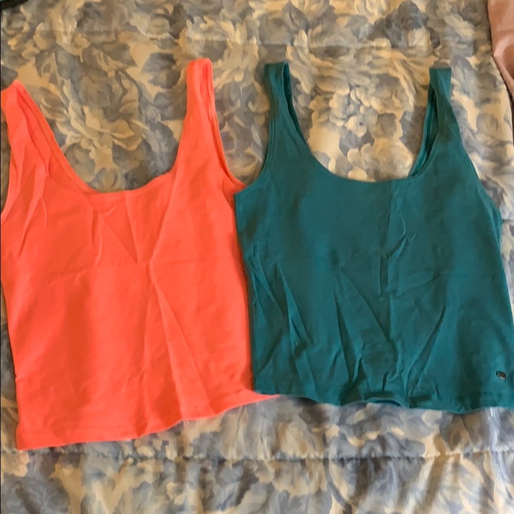 American Eagle crop tops
